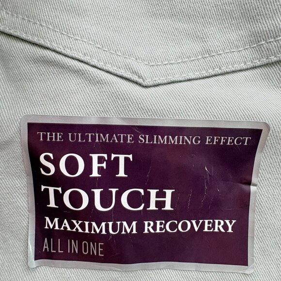 Gloria Vanderbilt Jeans Amanda 16 Slimming Heritage Fit Tapered Leg Classic Rise - Picture 5 of 16